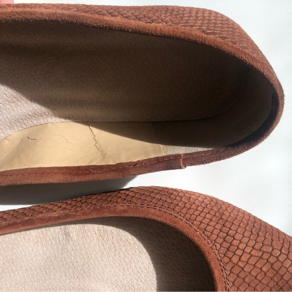 Vince Rust Camuto Snake-Embossed Pointed Toe Flats - Picture 9 of 16